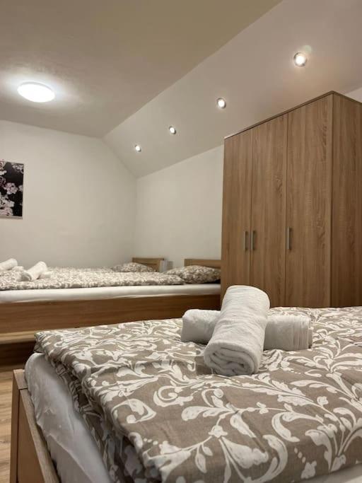 Bada Bing Plaza Apartment Bratislava Exterior foto
